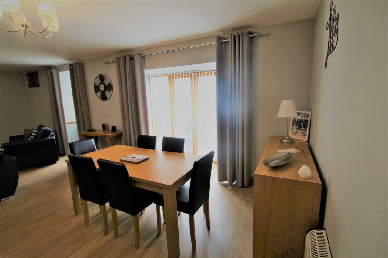 Rose Coach House Villa Пендайн Екстериор снимка